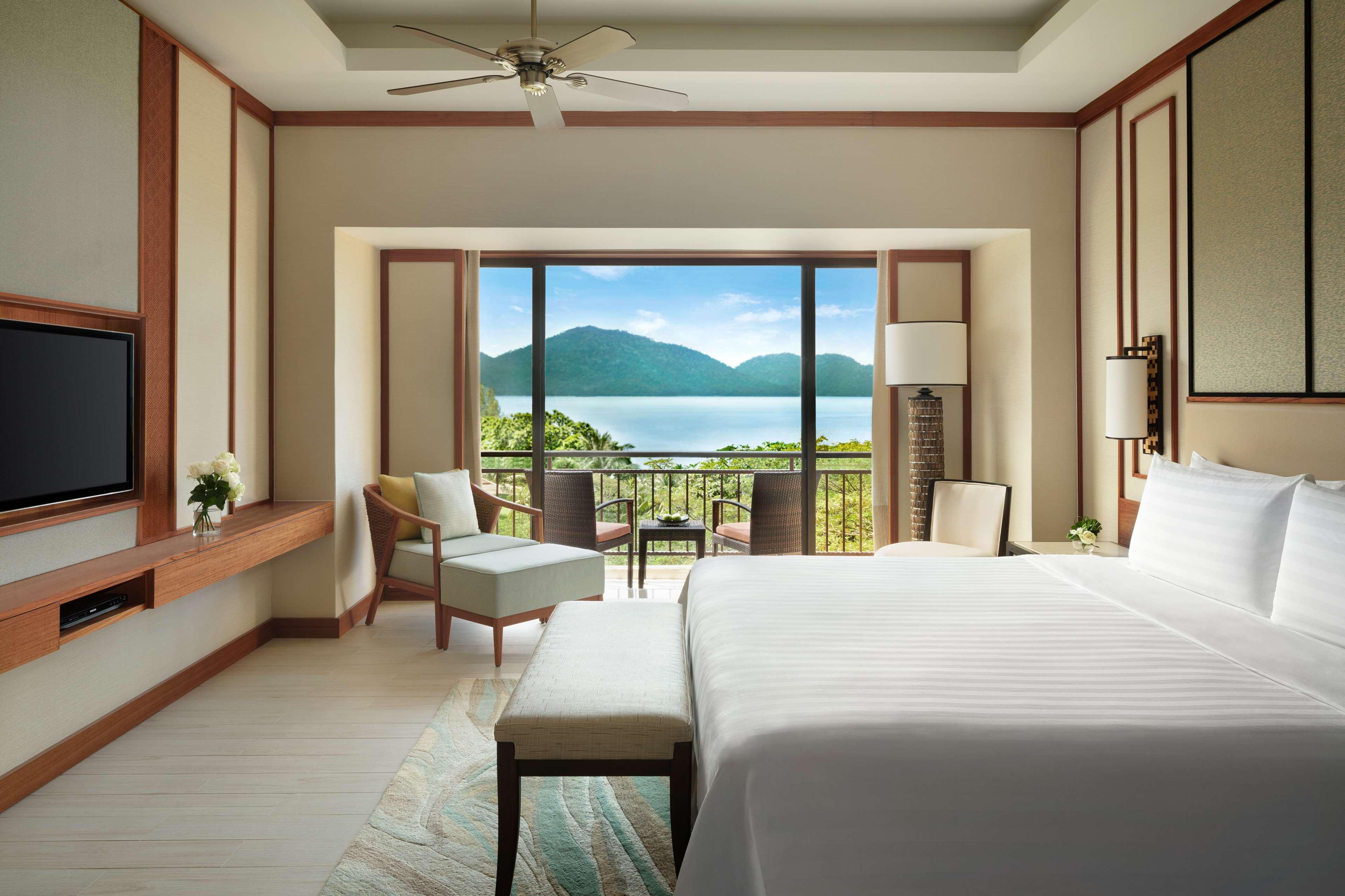 Shangri-La Rasa Sayang, Penang Бату Феринги Екстериор снимка Deluxe Ocean View Room